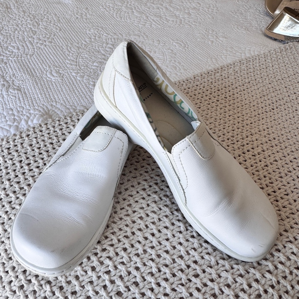 Nurse Mates White Flats Comfortable Slip-On Loafers